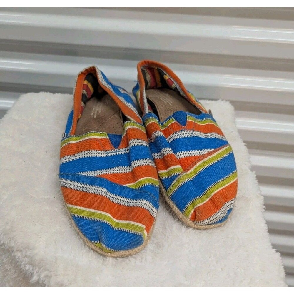 TOMS Classic Alpargata size 7.5 Bright Colorful Stripes Canvas Slip-On Flats